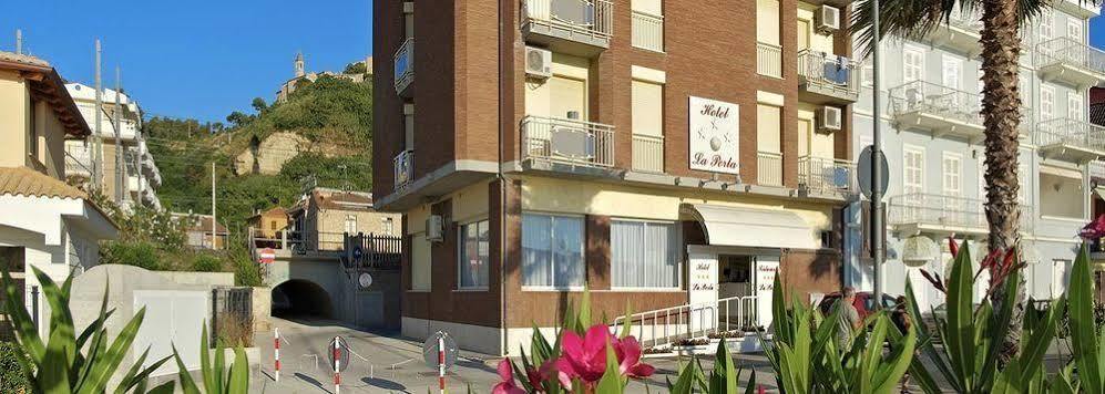 Hotel La Perla クプラ・マリッティマ エクステリア 写真