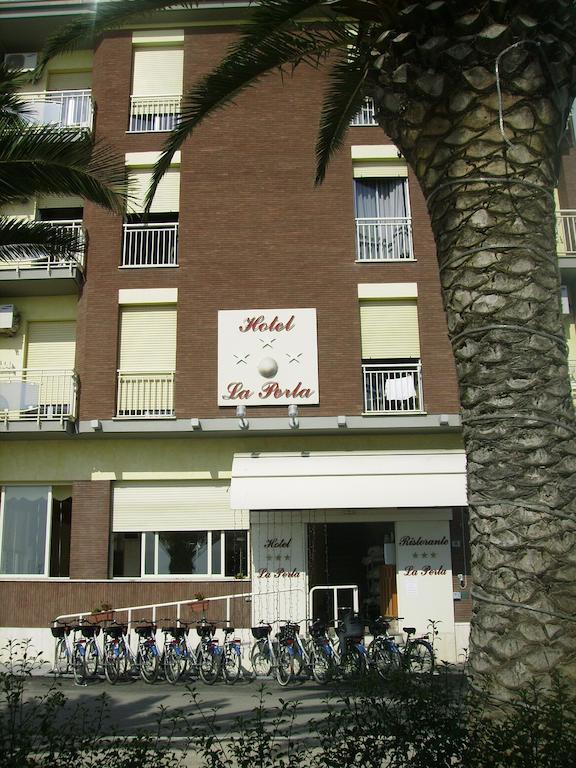 Hotel La Perla クプラ・マリッティマ エクステリア 写真